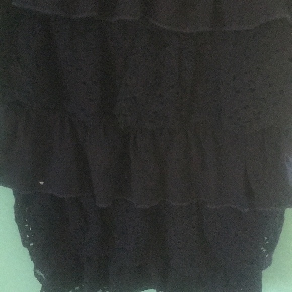 Navy Ruffled Tank - Picture 2 of 3